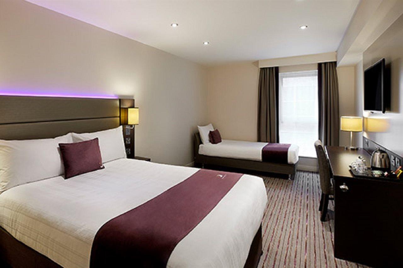 Premier Inn Glasgow Milngavie Kültér fotó